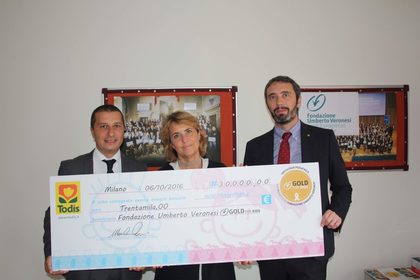 Trentamila euro da Todis a sostegno di Gold for Kids