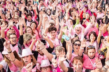 A Milano la PittaRosso Pink Parade contro il tumore al seno