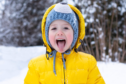 Come evitare che il freddo renda secca la pelle dei bambini